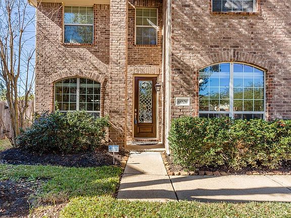 2nd image of 6026 Prescott Run Ln