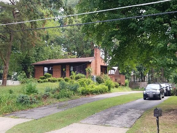 2nd image of 8416 Dunbar Ave