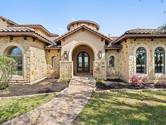 2nd image of 4805 Mirador Dr
