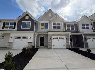 603 Autumn Lake Rd, Simpsonville, SC 29681