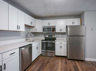 19 Kimberly Dr APT 22, Merrimack, NH 03054