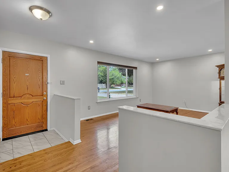 23520 Brandywynne St — Photo 27