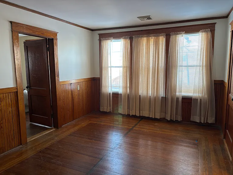 210 Wayne St #2 — Photo 5