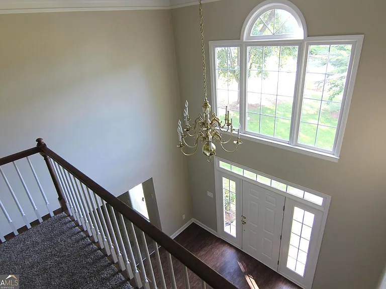 104 Inverrary Ct — Photo 8