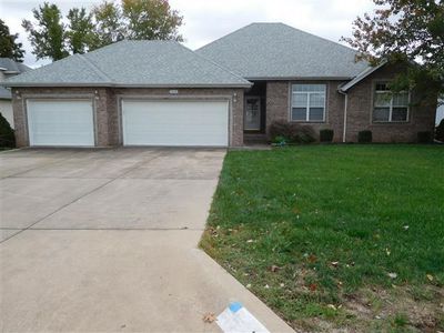 1608 E Highview, Ozark, MO, 65721