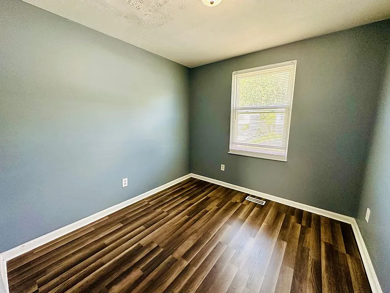 8507 Bost Ln — Photo 16