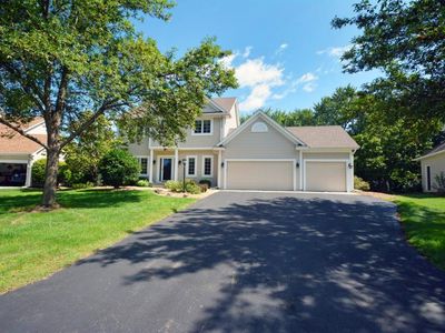 3879 Jamestown Curv, Woodbury, MN, 55129
