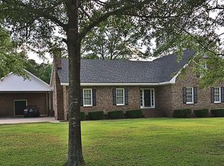 101 Englis Ln, Cheraw, SC 29520