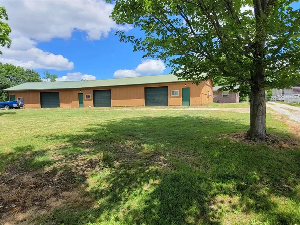 1112 W Maple, Centerville, IA 52544