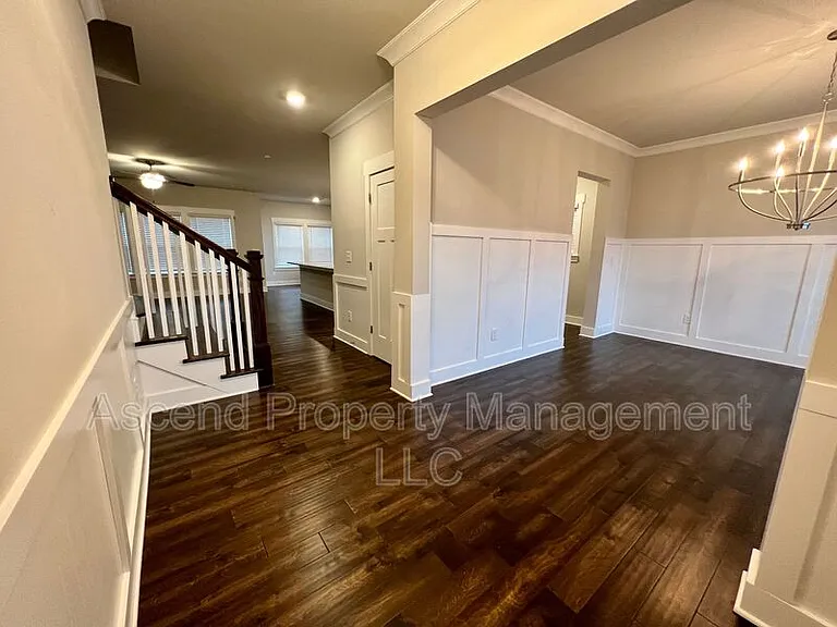 8592 Kensley Ln — Photo 2
