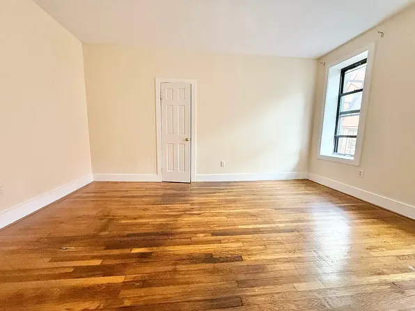 1767 Bedford Avenue image 4 of 8