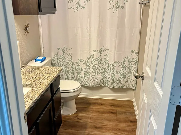 305 Bobby Lou Ln — Photo 4