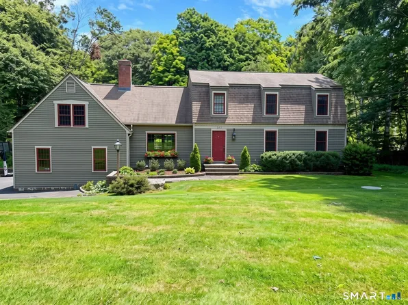121 Carriage Drive, Southbury, CT 06488