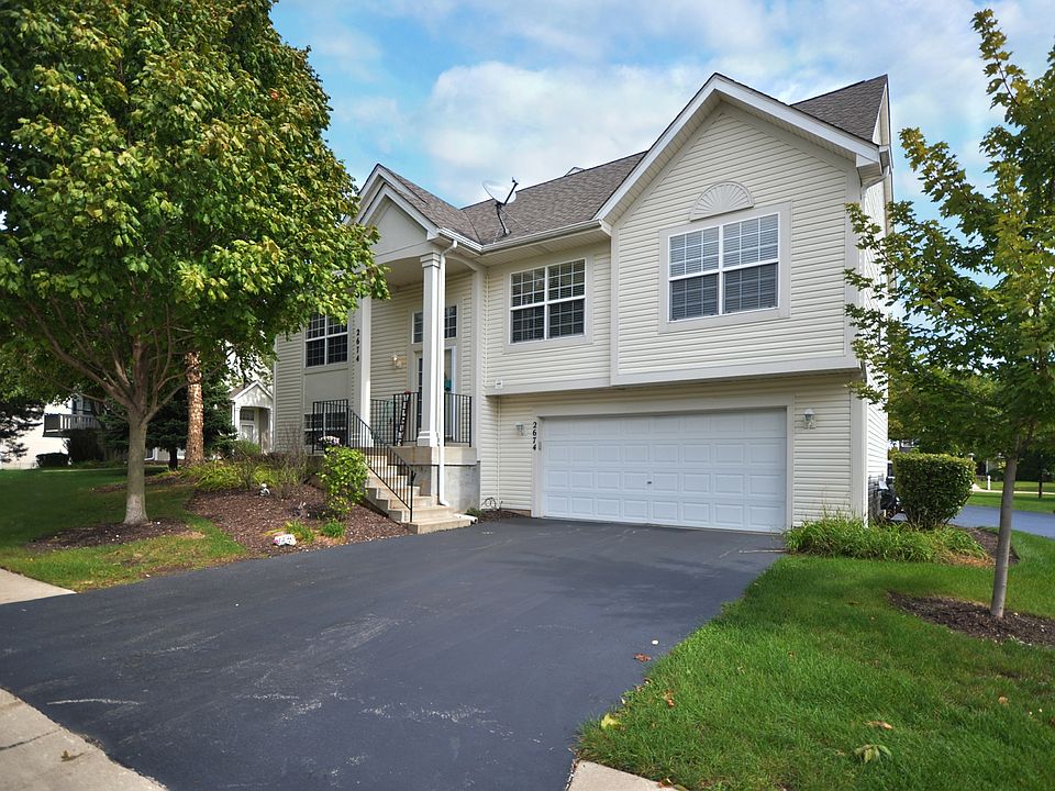 1st image of 2674 Canyon Dr