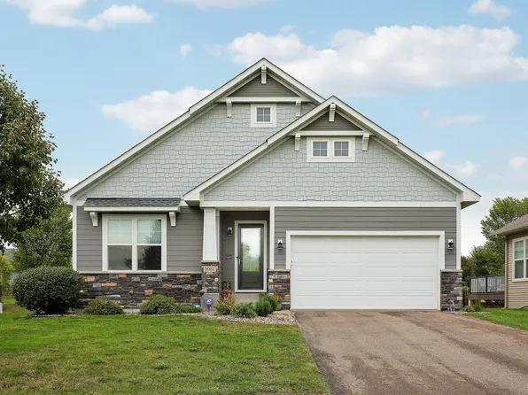9082 Jade Cir N, Lake Elmo, MN 55042