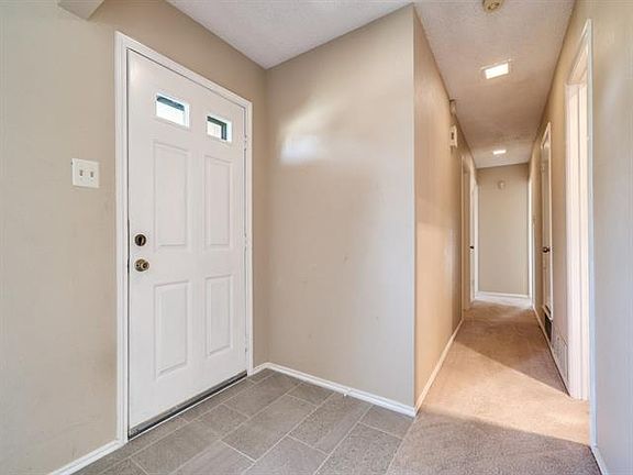 4th image of 2730 E Wentwood Dr