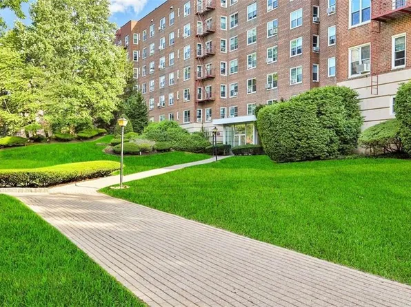 1304 Midland Avenue #A28, Yonkers, NY 10704