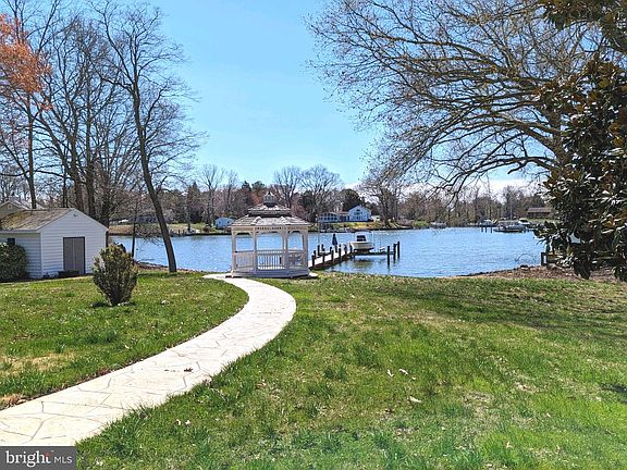 4th image of 408 Cove Rd