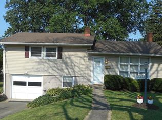 620 Hartzell Ave, Niles, OH 44446