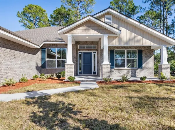 2 Zinzendorf Pl, Palm Coast, FL 32164