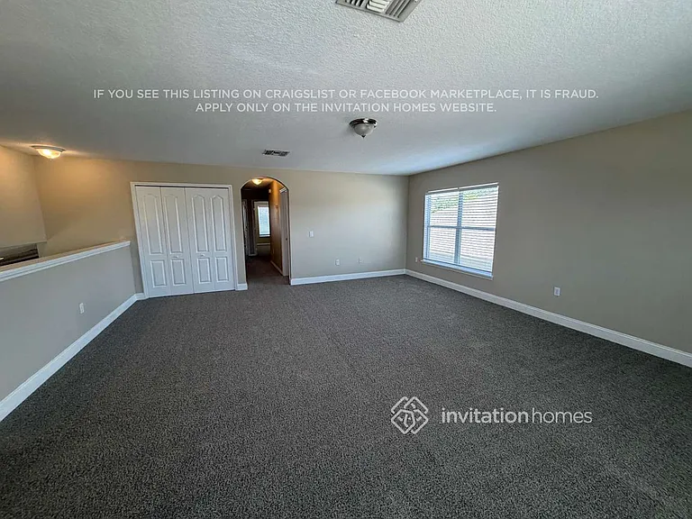 1129 Hacienda Cir — Photo 12