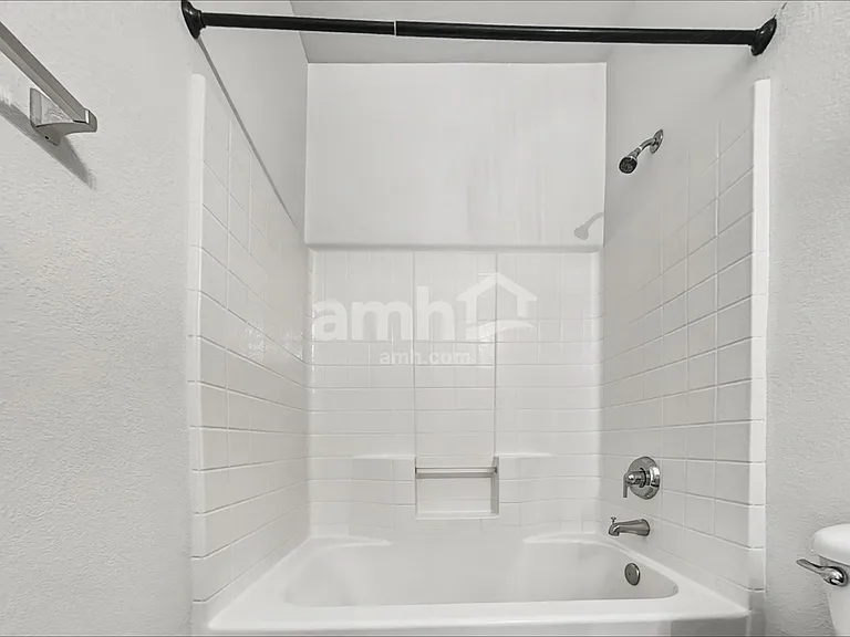 5839 E Nathan St — Photo 14