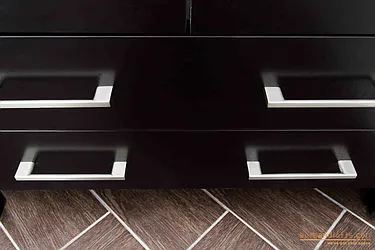 Rented by aptsandlofts.com