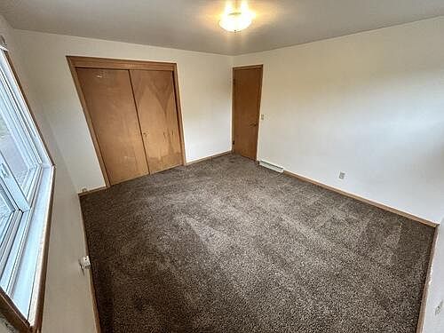 5th image of 115 11th Ave NW #B