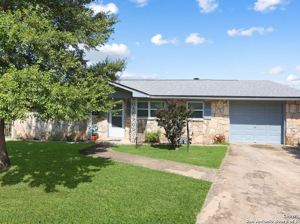 115 Village, Kerrville, TX 78028