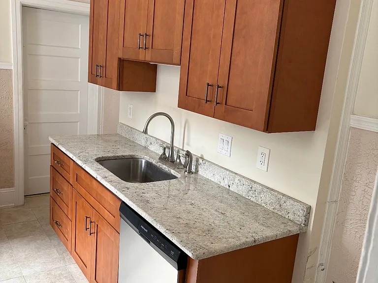 429 E Girard Ave #1 — Photo 1