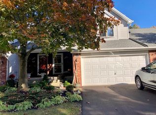 125 Westwood Rd, Lancaster, NY 14086