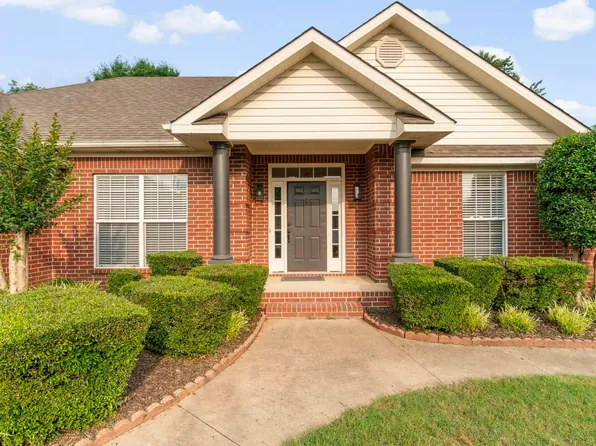 2310 Orleans Pl, Searcy, AR 72143