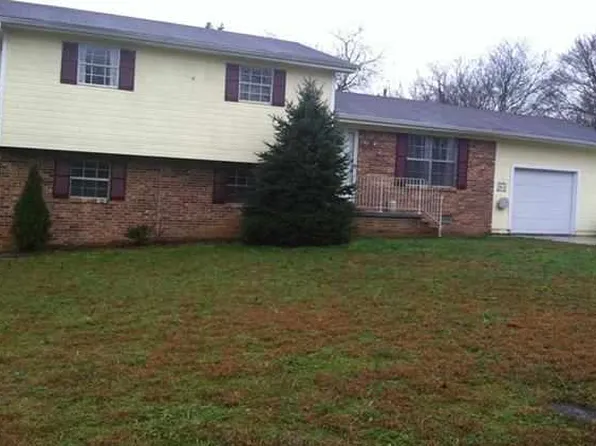 655 N View Dr, Cleveland, TN 37312