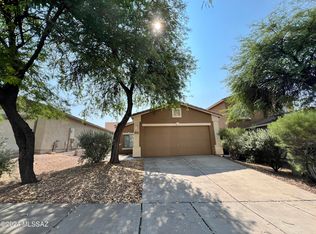 1067 S Speckled Stone Way, Tucson, AZ 85710