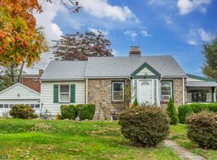 84 Chesapeake Ave, Lake Hiawatha, NJ 07034