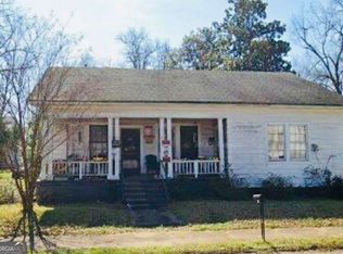 1016 Nicholson St, Richland, GA 31825