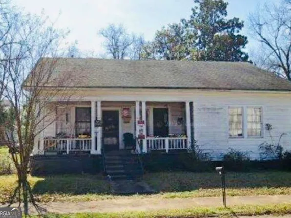 1016 Nicholson St, Richland, GA 31825