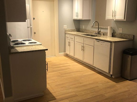 3rd image of 1508 E 1st Ave #1508