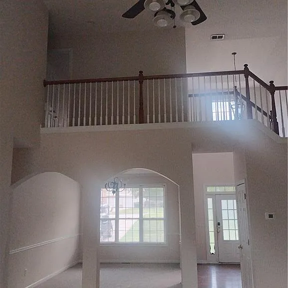807 Sylvania Ct SE — Photo 3