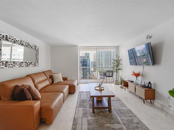 2nd image of 1200 Brickell Bay Dr APT 2324