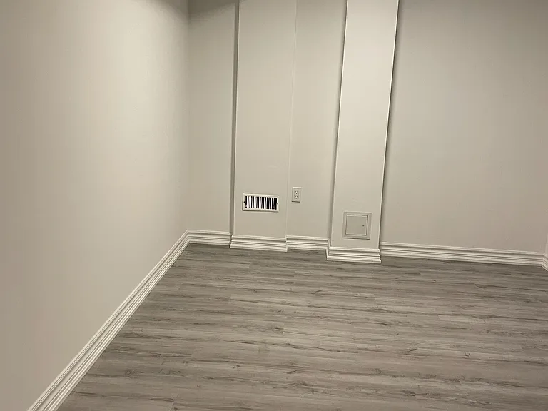 1287 Plymouth Dr — Photo 5