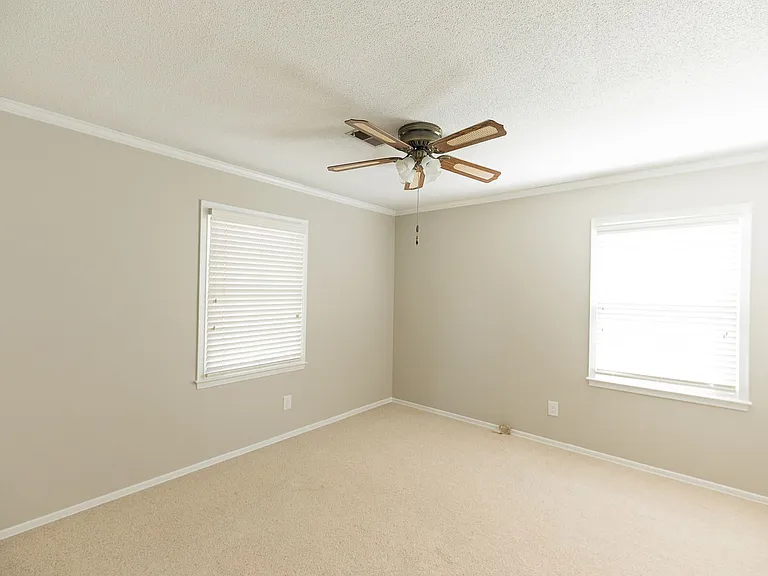5517 Robinridge Rd — Photo 38