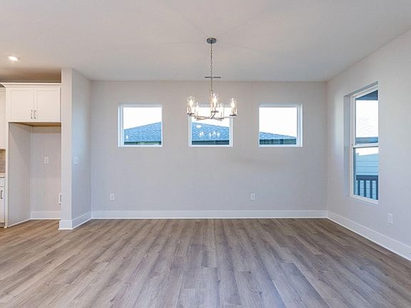 The Edgemont - Dining