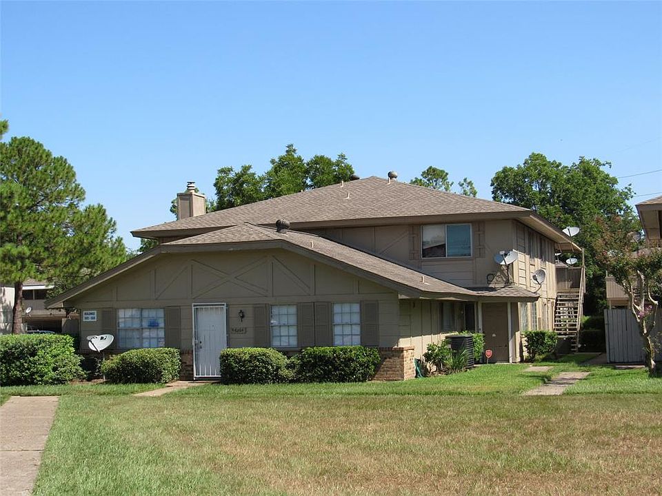 1st image of 5620 Birchmont Dr APT D