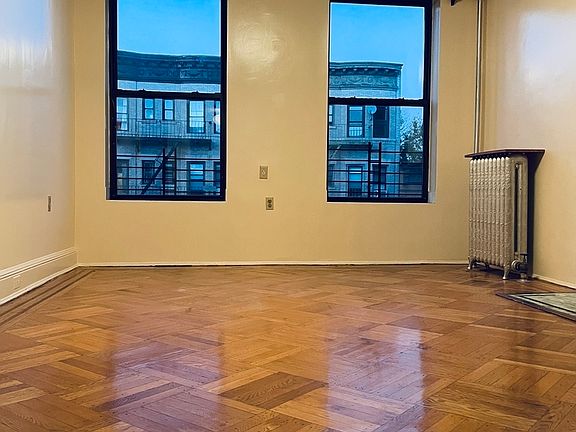 3rd image of 648 Prospect Pl APT 3L