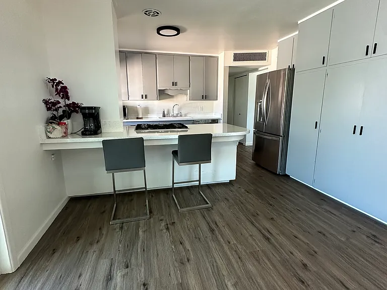 7020 E Belleview St — Photo 2
