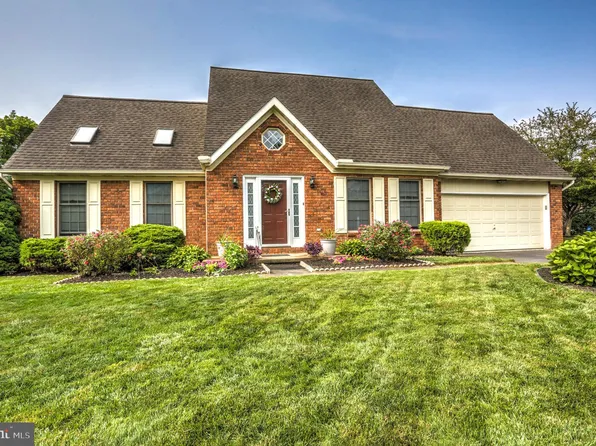3120 Norcross Rd, Lancaster, PA 17603