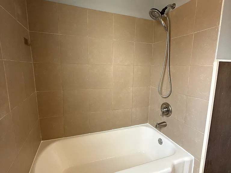 100 Forest Ave #2 — Photo 6