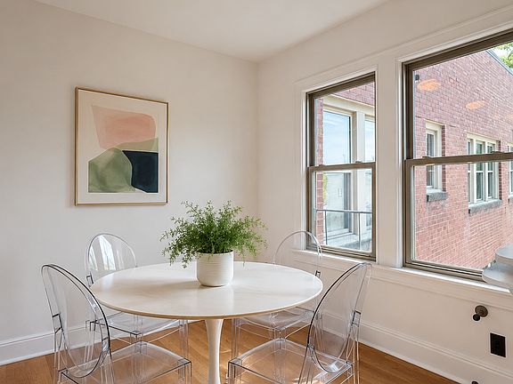 4th image of 200 17th Ave E APT 405