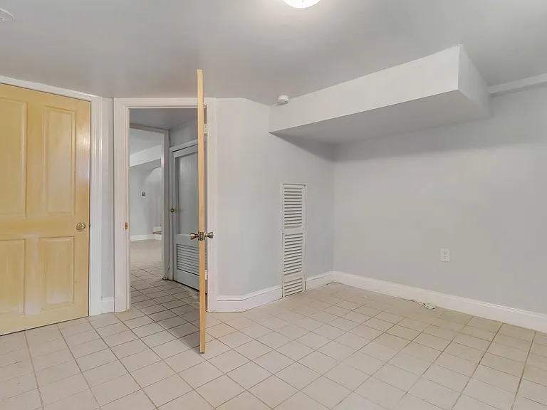 3123 15th St NE — Photo 28